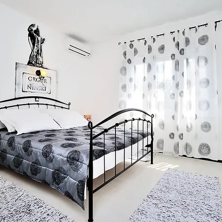 Apartment Penthouse Apartment Maric