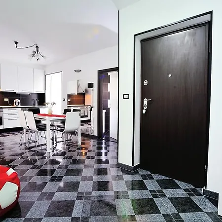 Penthouse Apartment Maric Apartment