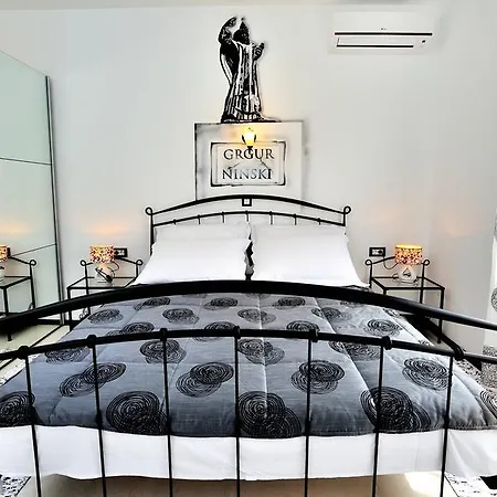 Penthouse Apartment Maric Split