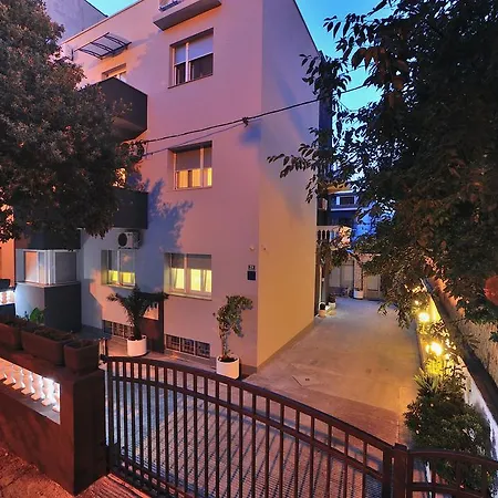 Apartment Penthouse Apartment Maric Split