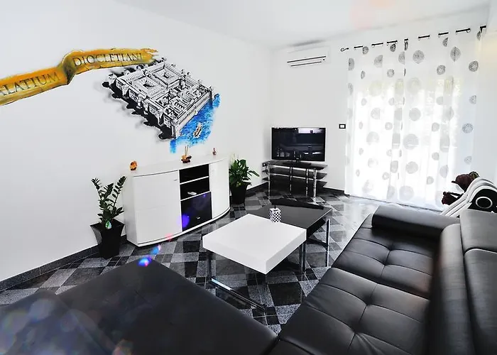 Penthouse Maric 아파트 *