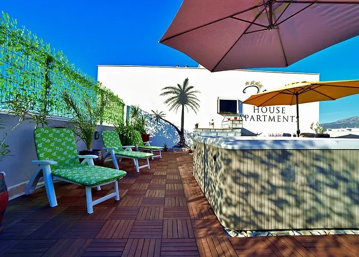 아파트 Penthouse Maric *